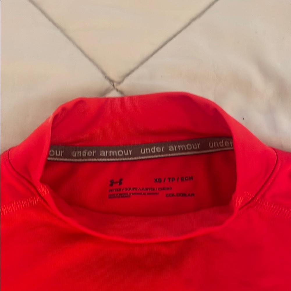 Under Armour Women's Fitted ColdGear Mockneck Shirt - Red - Picture 2 of 3